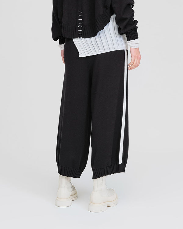 Cropt Contentment Pant - Black