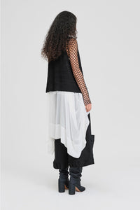 Between Vest - Black