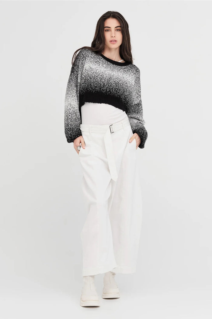 Gradient Art Sweater Black Ivory