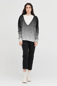 Gradient Submerge Sweater Black/Ivory