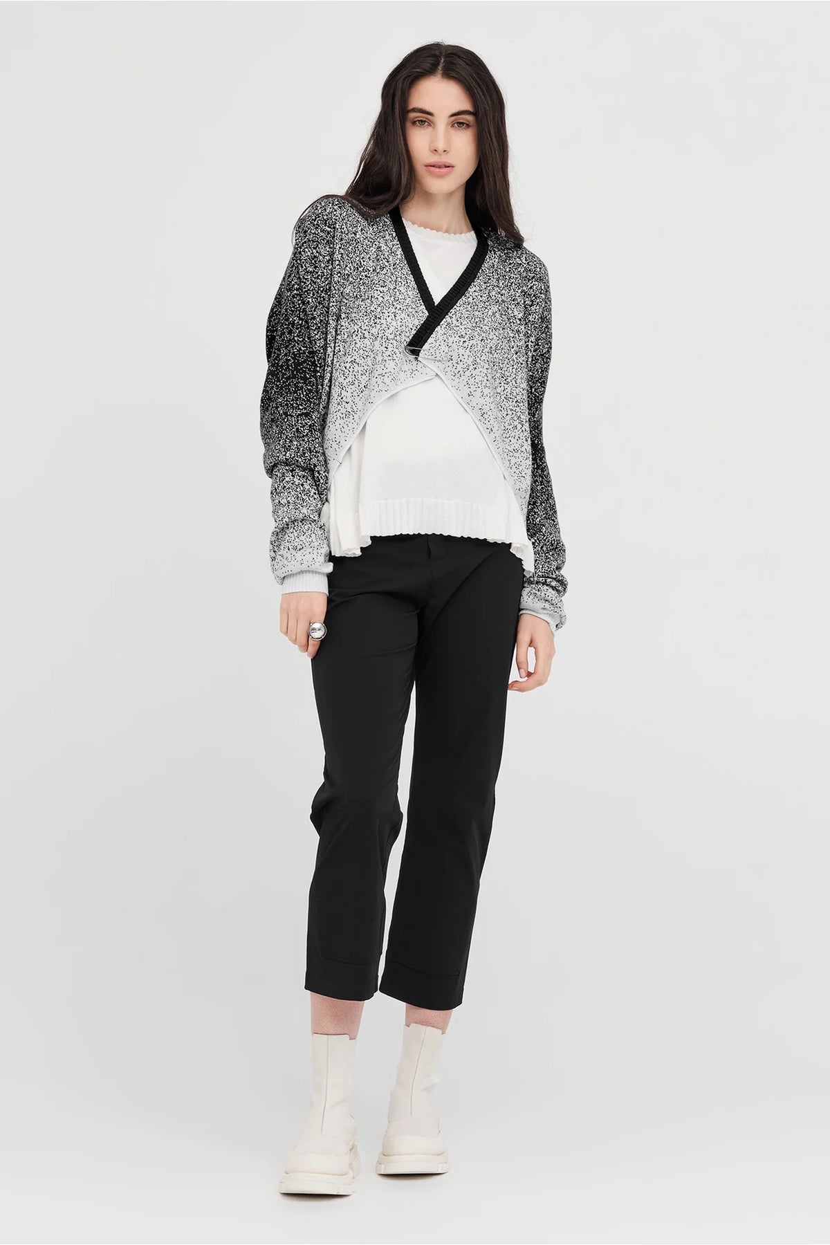 Gradient Submerge Sweater Black/Ivory
