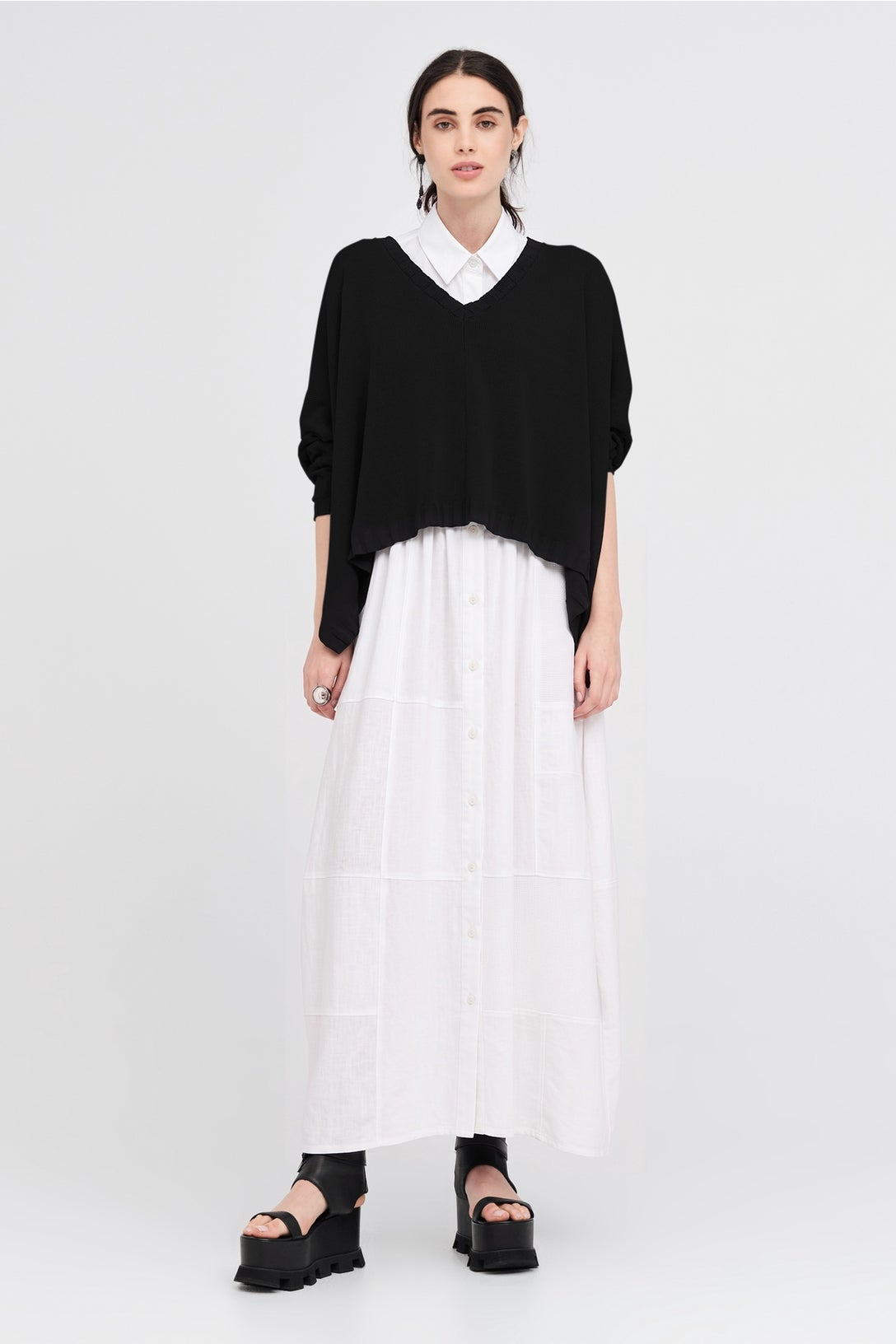 Sentiment Sweater Black