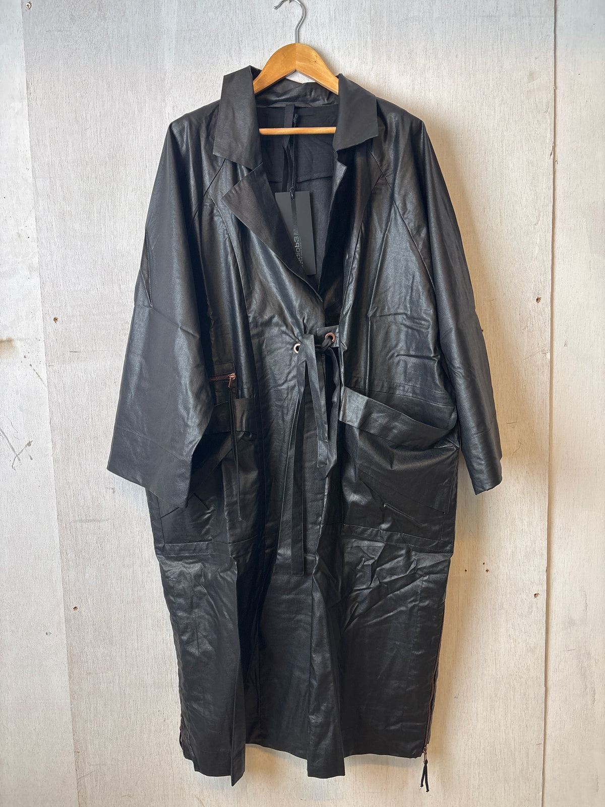 Zakino Coat Black