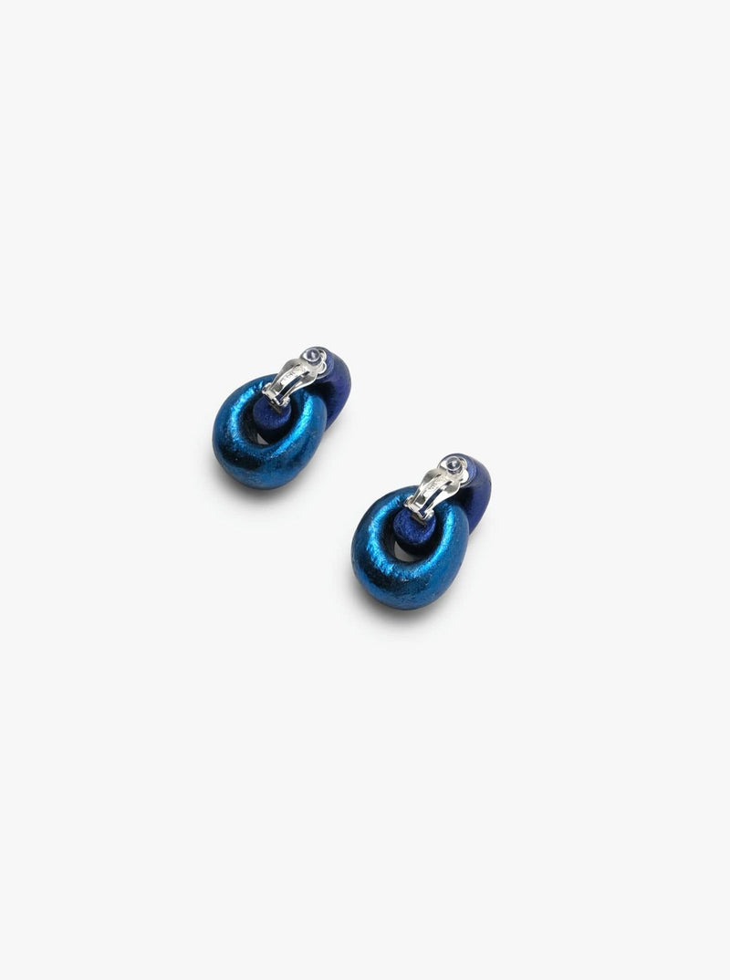 Astra Earclips in Blue