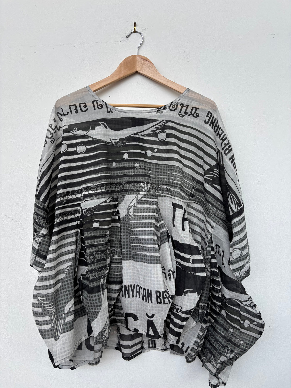 Black & White Print Gather Top