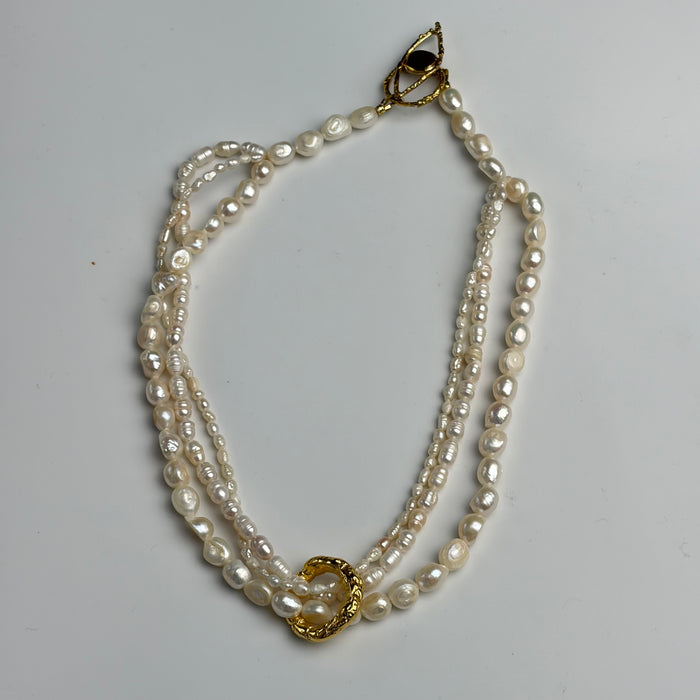 3 Row Pearl Necklace Gold