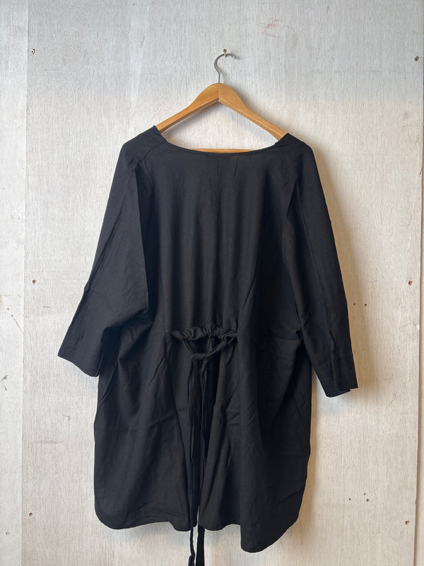 Rania Tunic Black