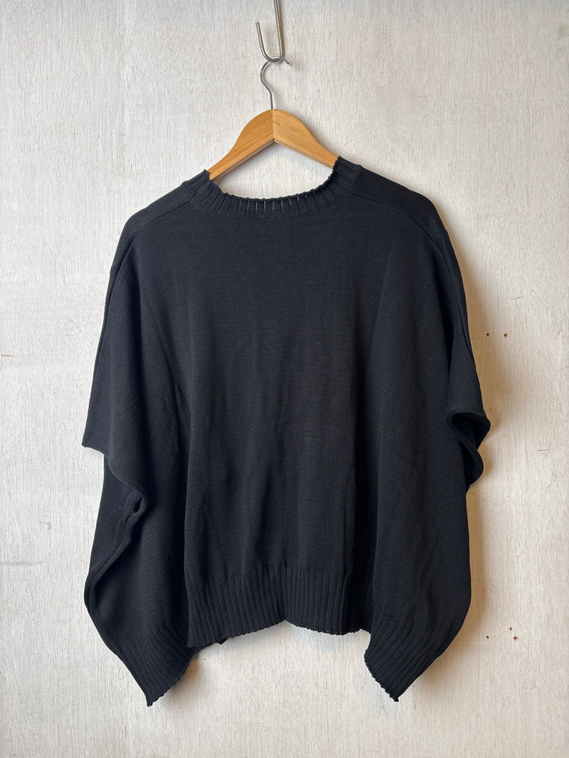 Roma Black Jumper w/White