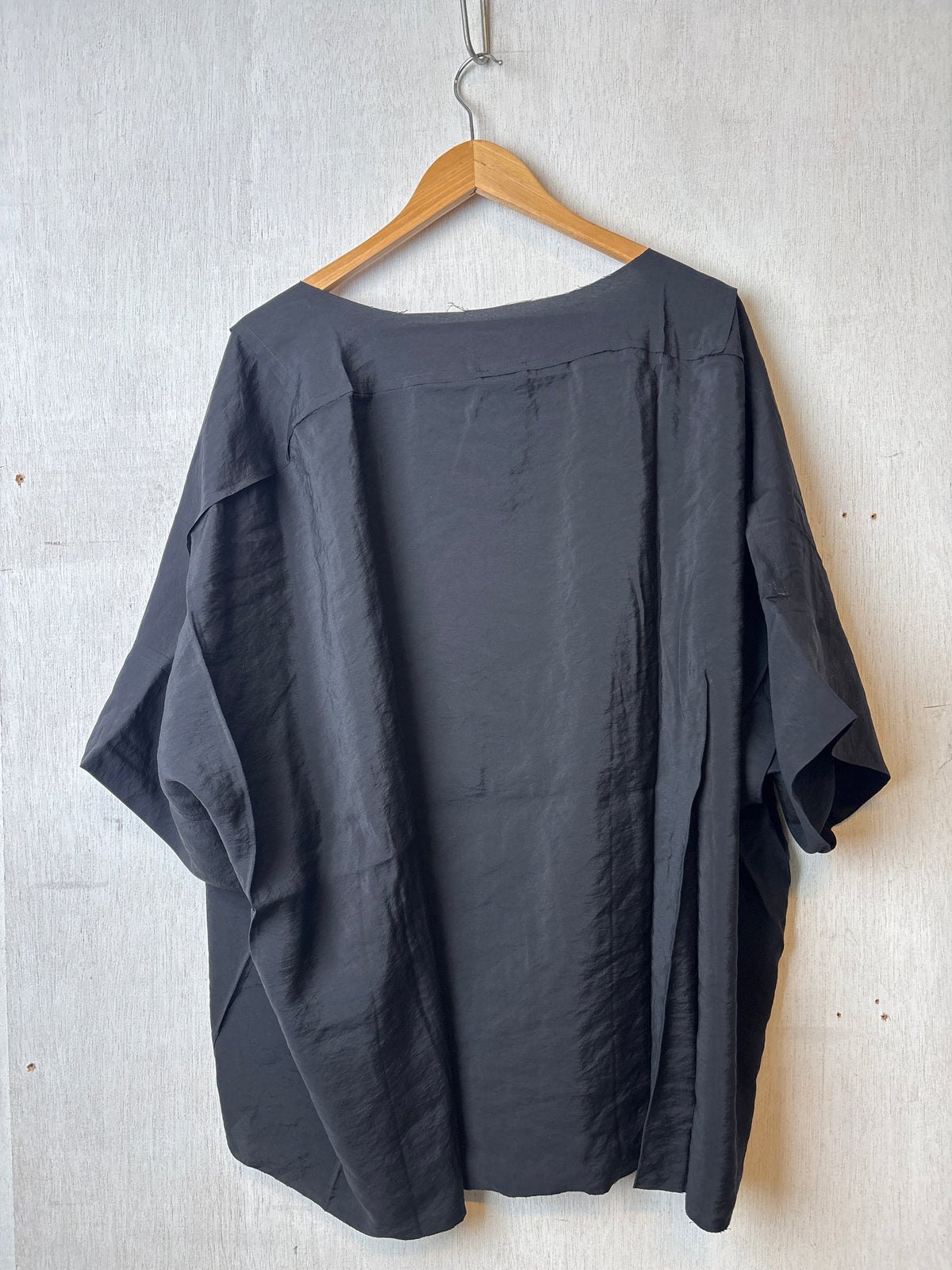 Luca Box Top Black