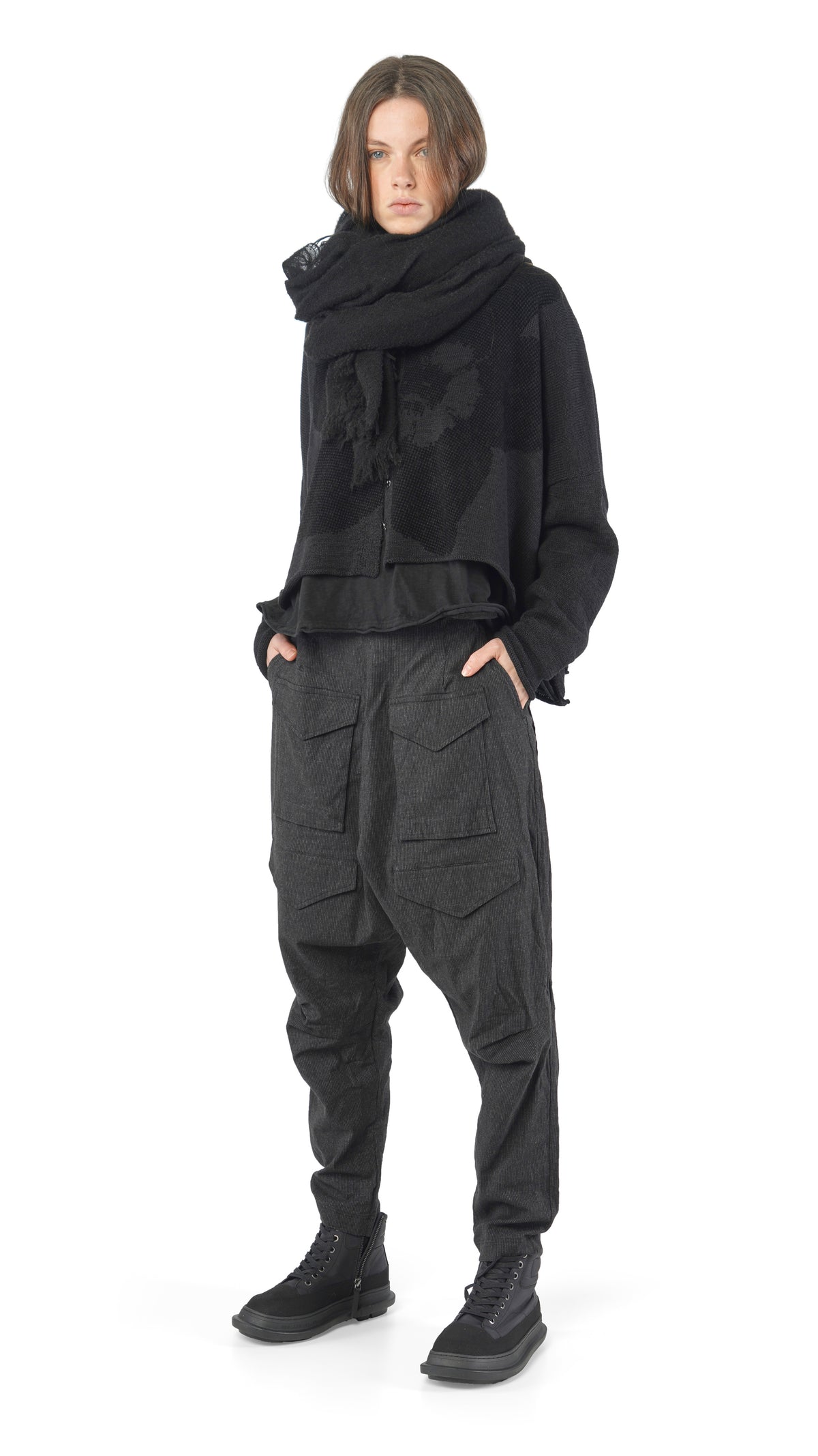 372 7106  Flocking Flowerfull Cardi in Black