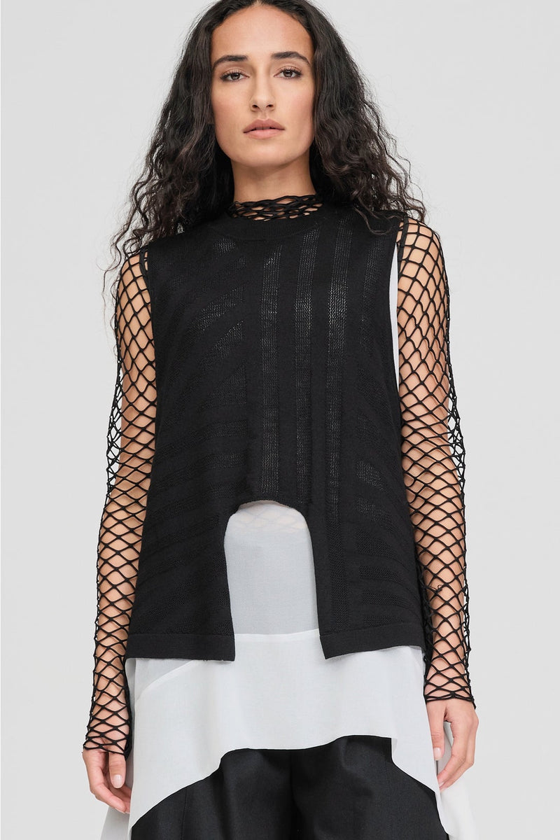 Between Vest - Black