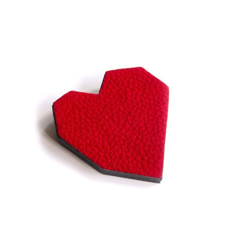 Coeur Brooch in Red Velvet