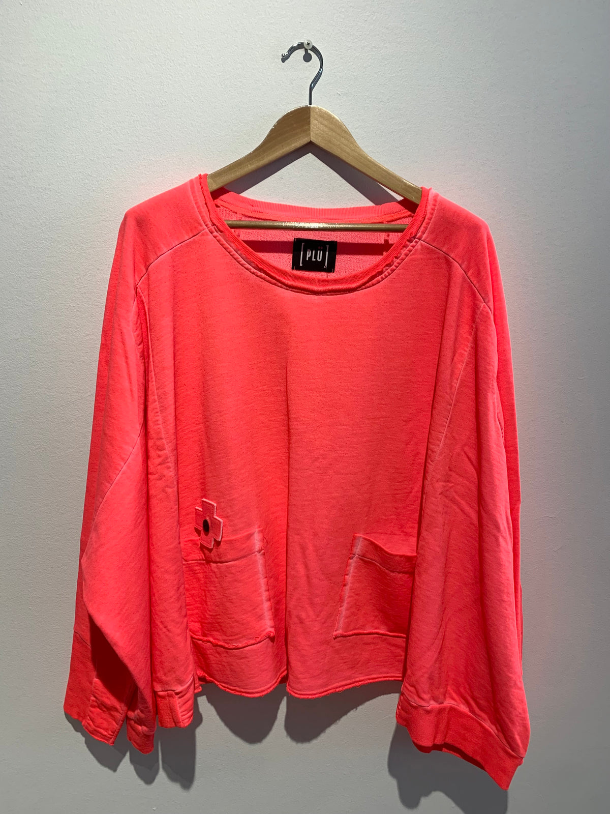 A New Wide Short Sweat- Coral