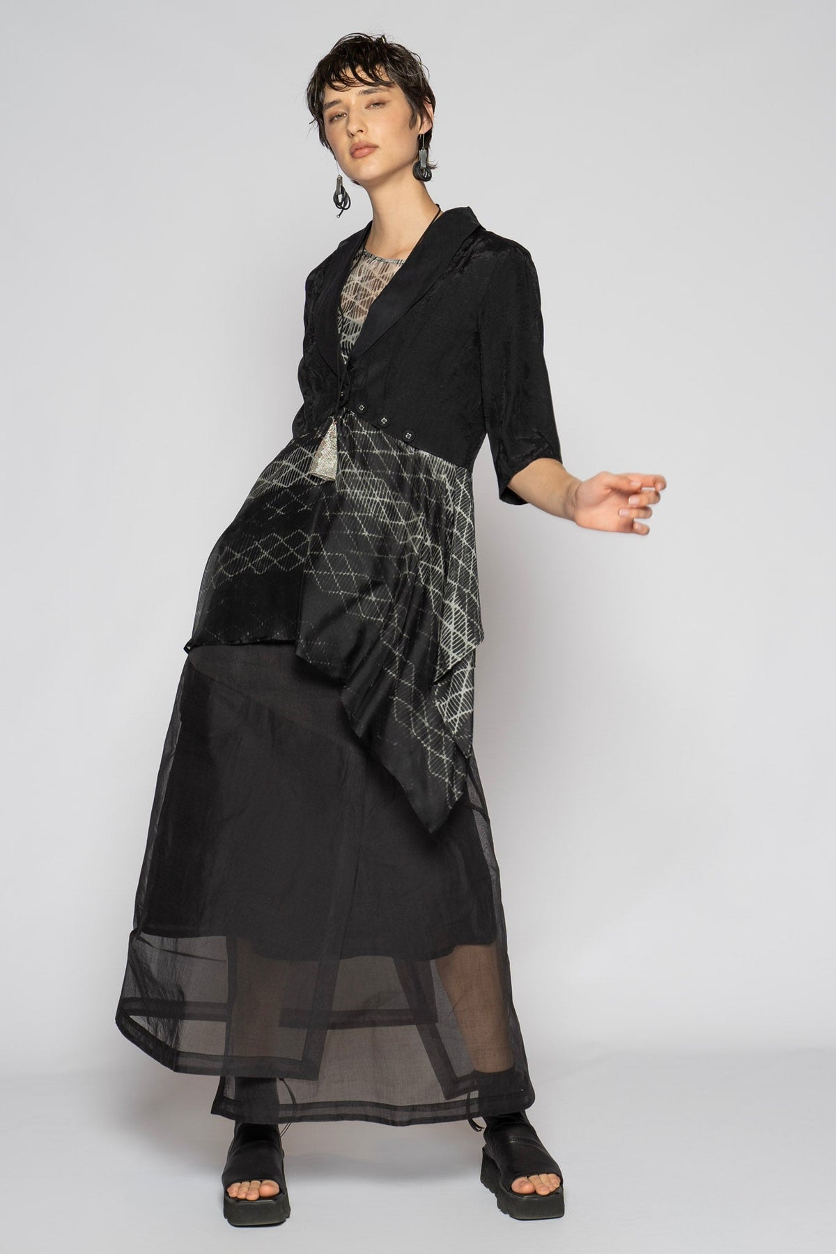 Horizon Skirt Black