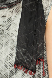 Nova Scarf Black