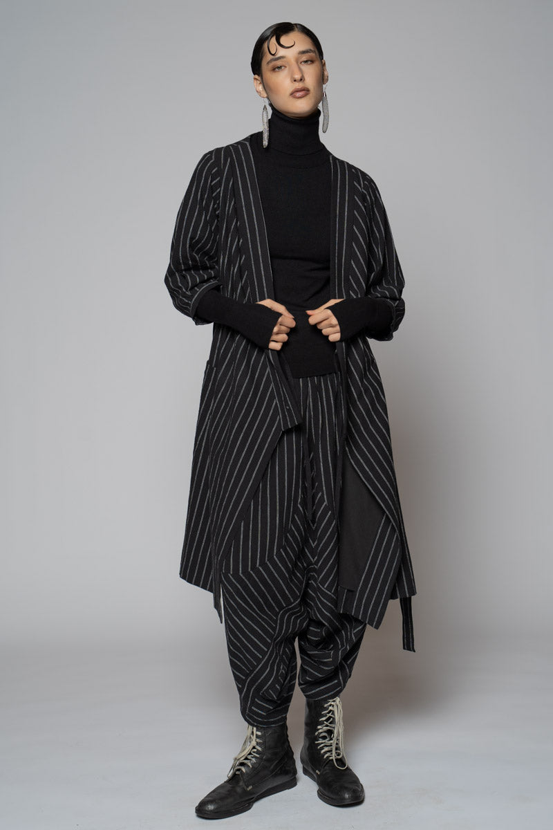 Komichi Black Low Pant