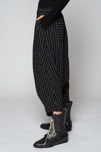 Komichi Black Low Pant