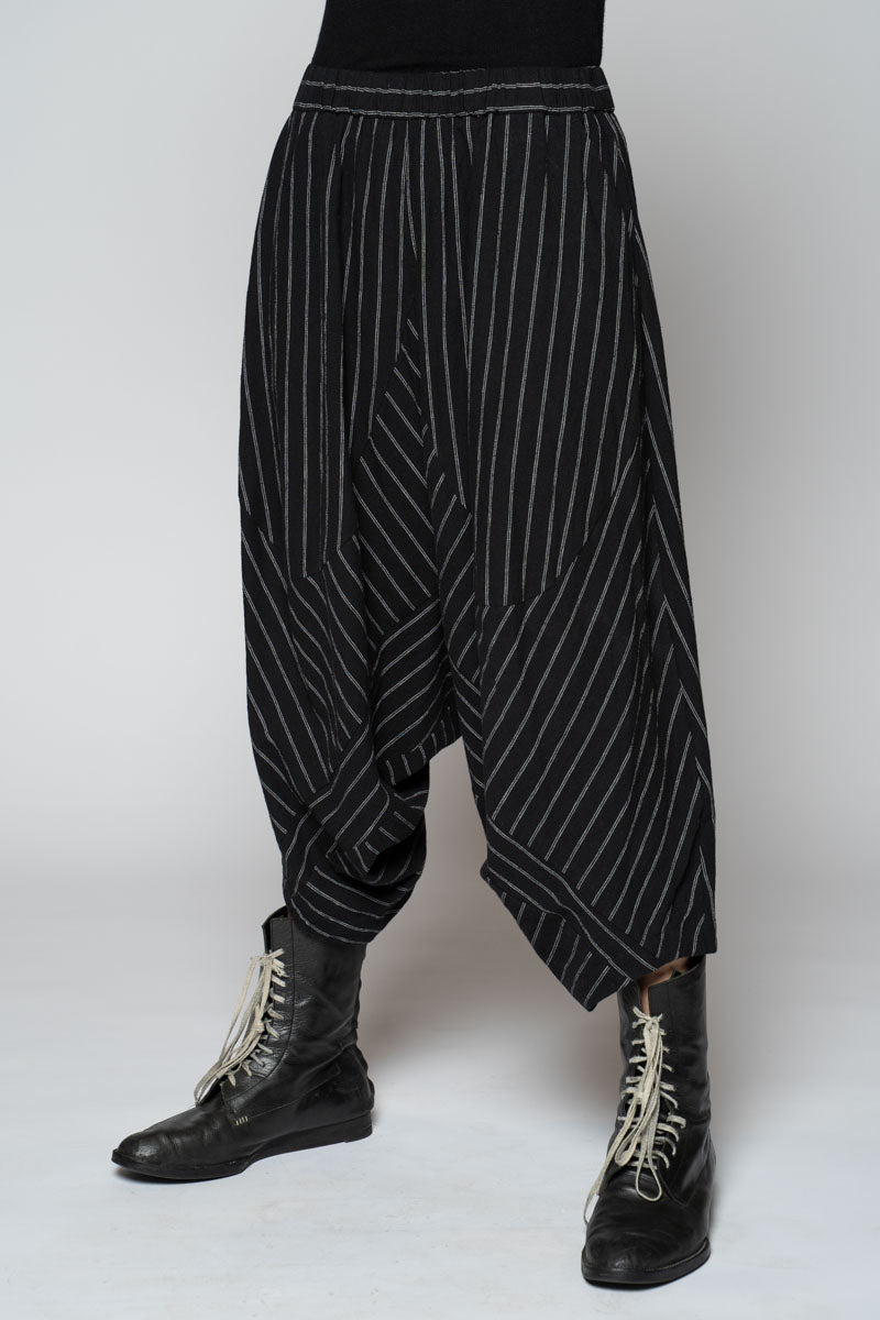 Komichi Black Low Pant