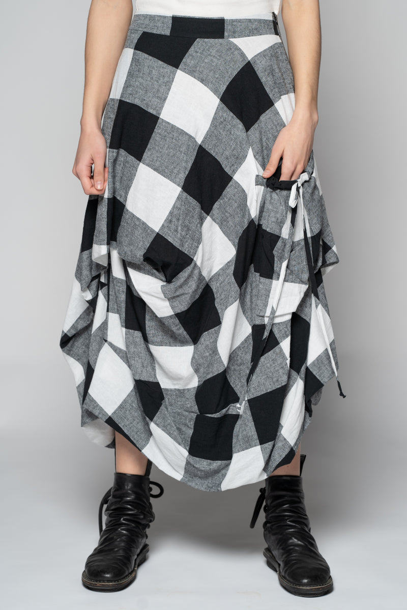 Okina Black Skirt