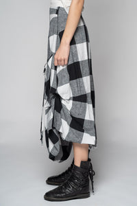 Okina Black Skirt