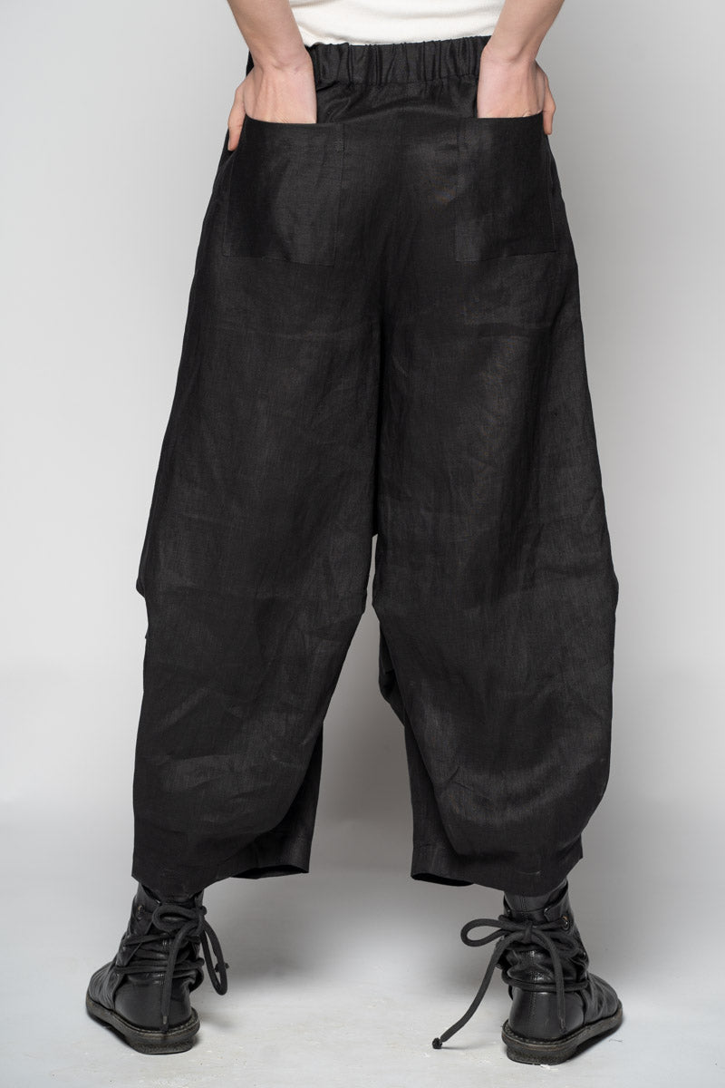 Ouna Tuck Black Pants