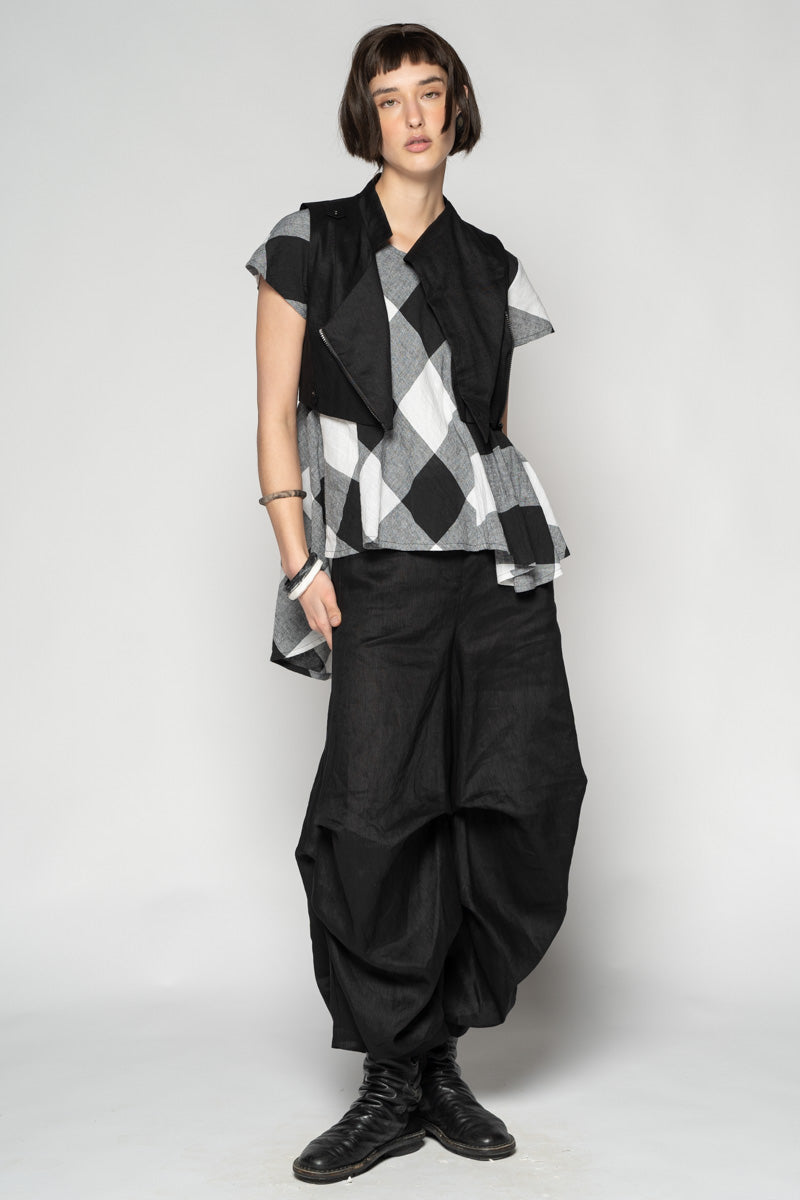 Ouna Black Vest