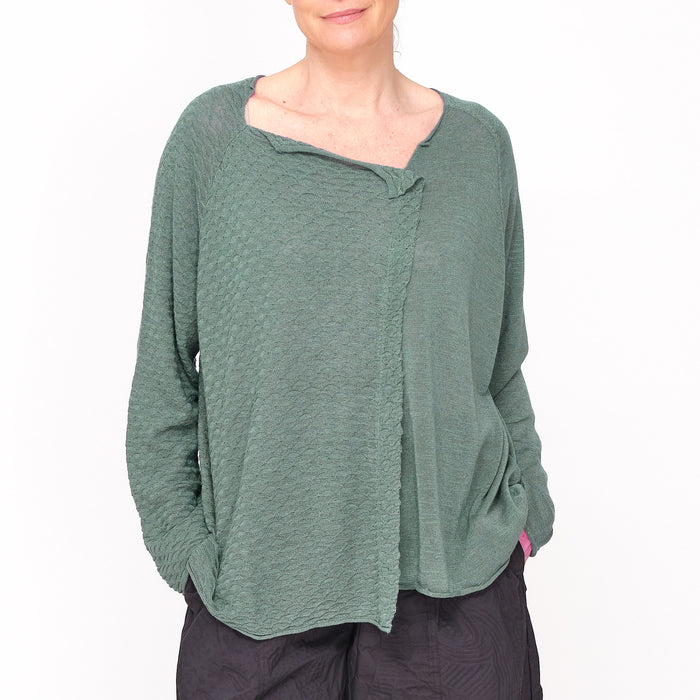 3300702 Grass Pullover