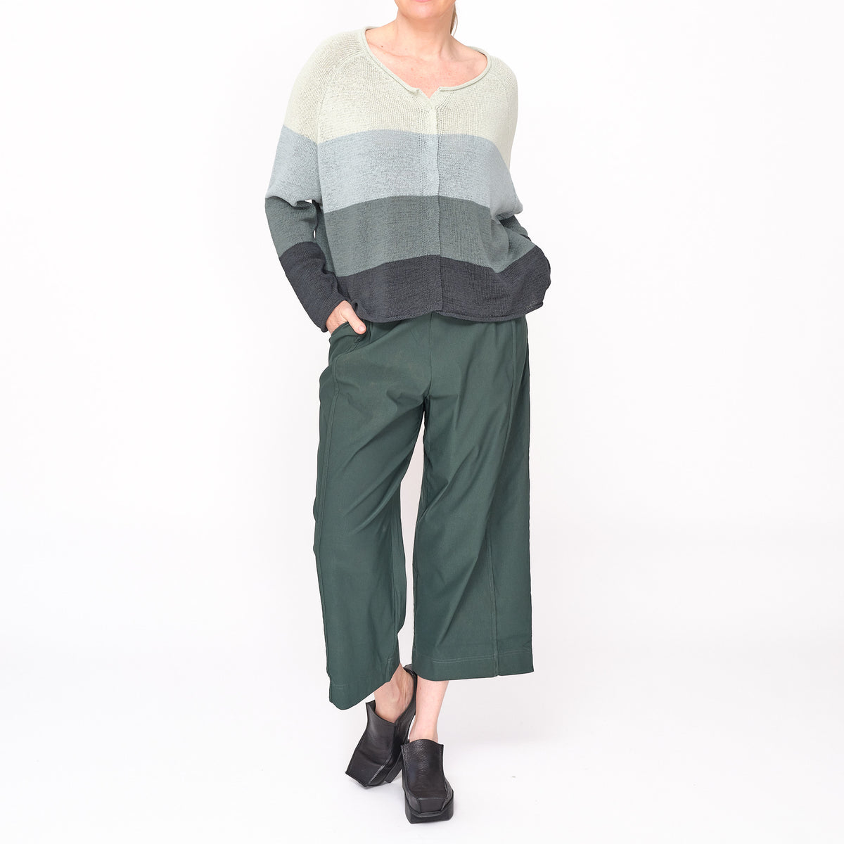 372 7111 Rainforest Cardigan