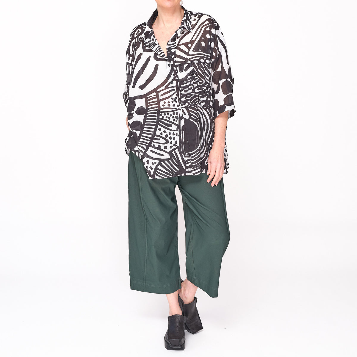 3600404 Black Print Shirt