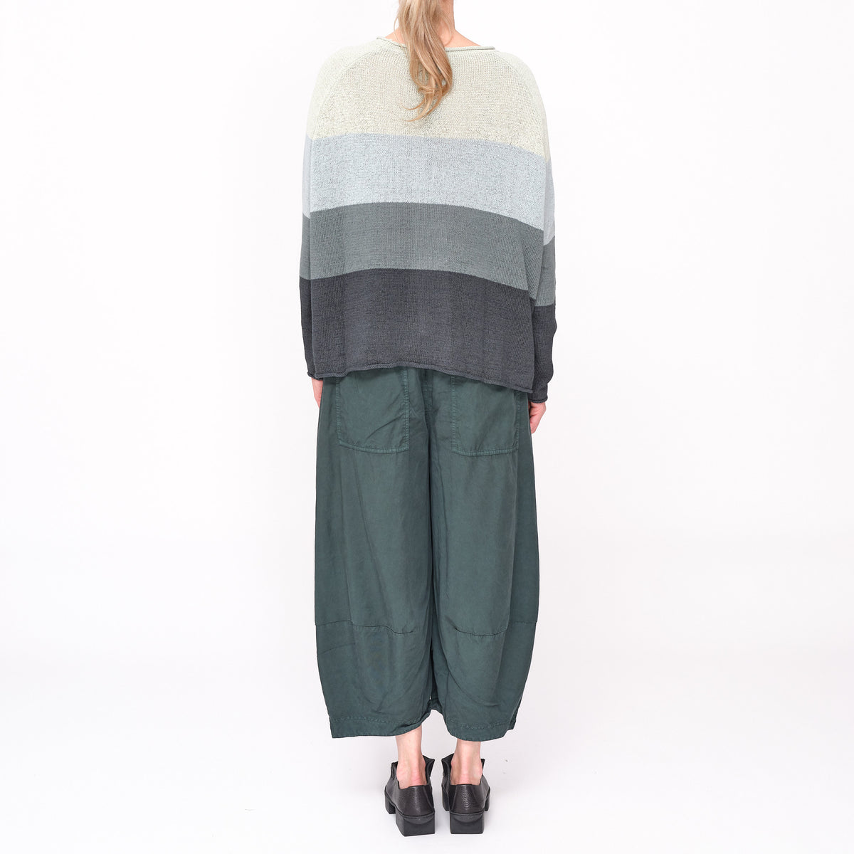 3720709 Rainforest Jumper