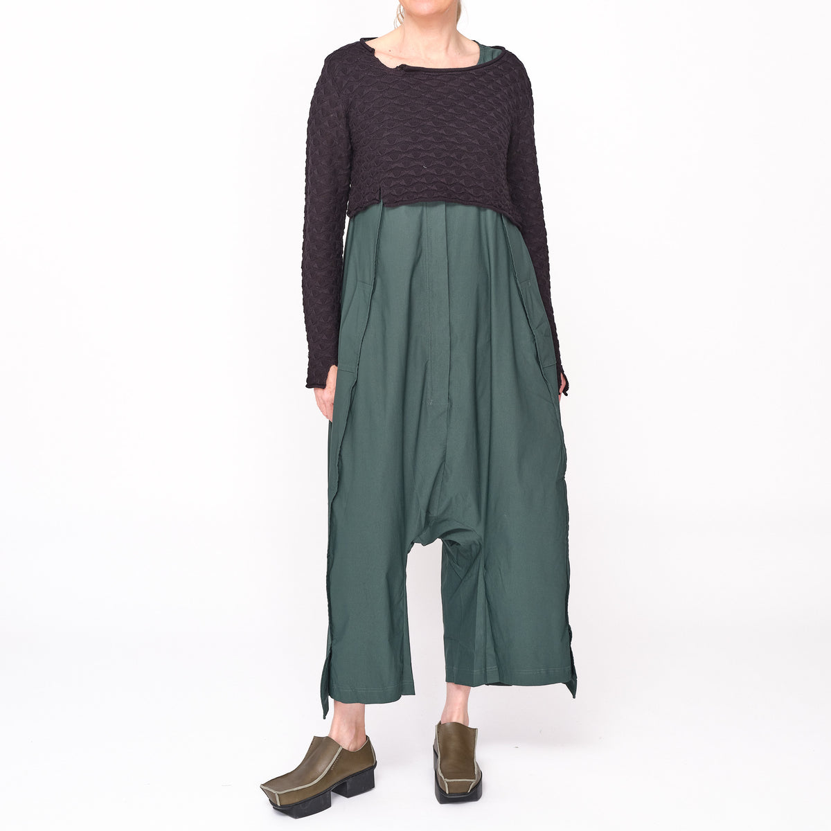 3380701 Black Textured Crop Jumper