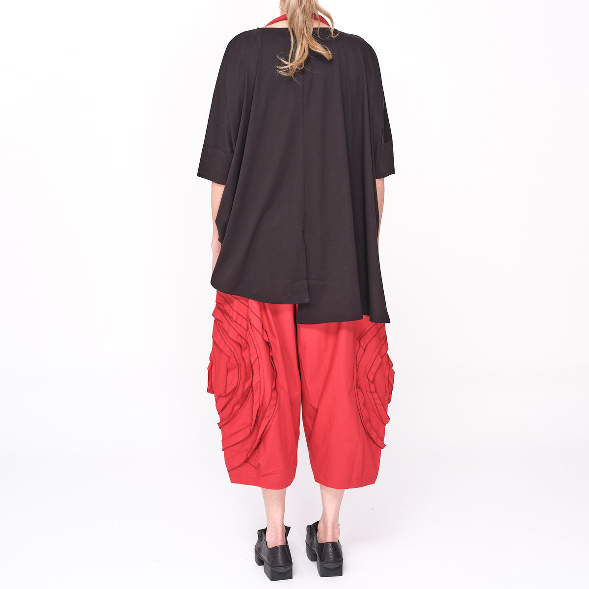 261 000 Zuri Tee Top Black