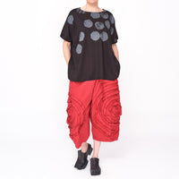 261 018 Nyx Black Tee Top