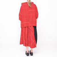261 656 Linh Red Shirt