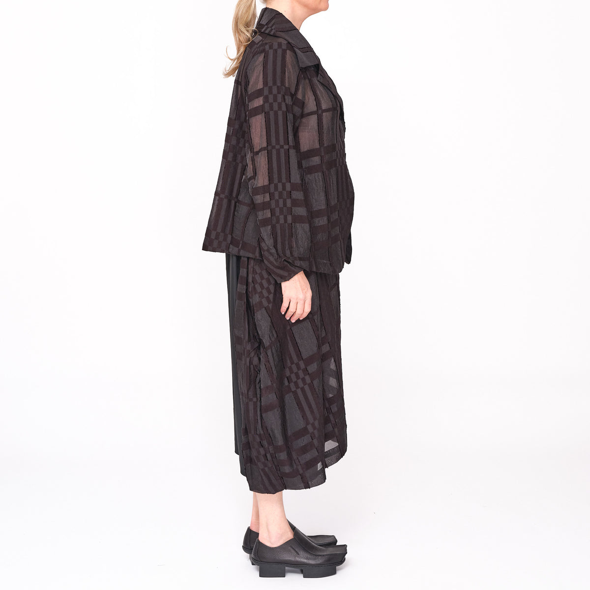 261 642  Lian Black Jacket