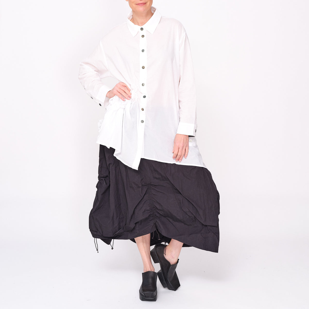261 431 Mizuki White Shirt