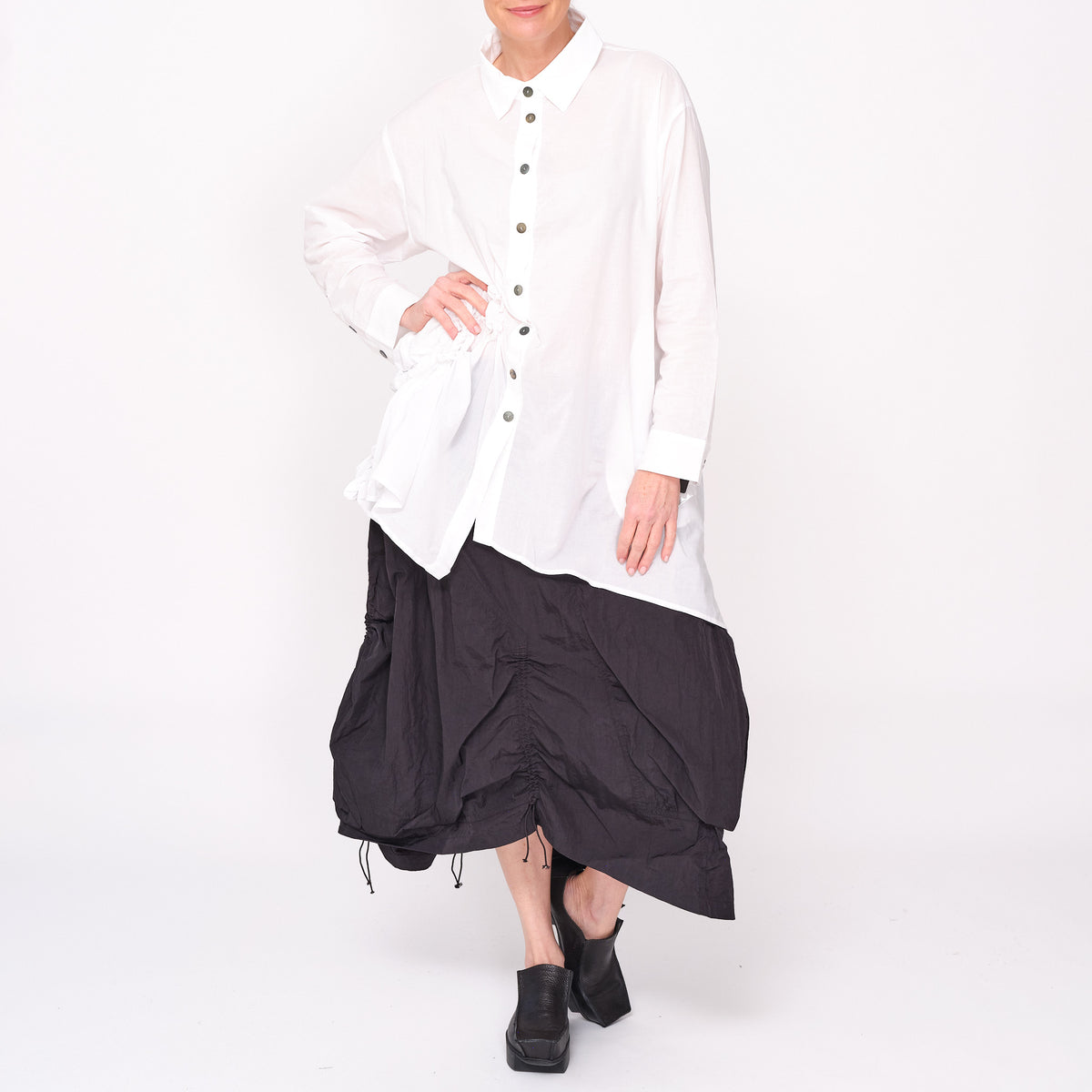 261 431 Mizuki White Shirt
