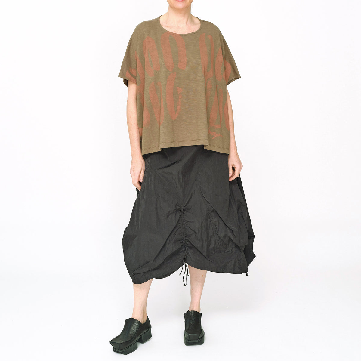261 017 Onishi Tee Khaki Combo
