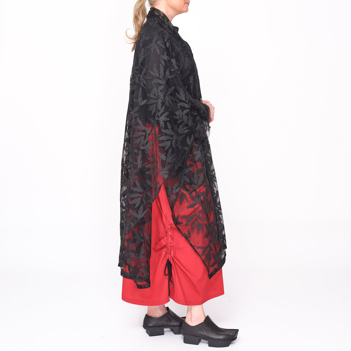 261 621 Lunara Black Coat