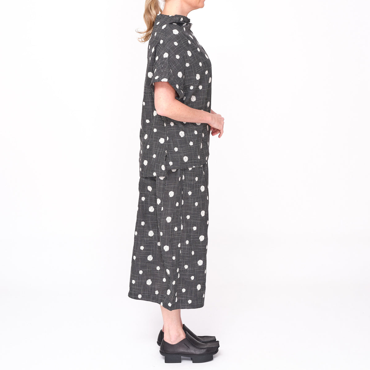 261 623  Dabin Black Top