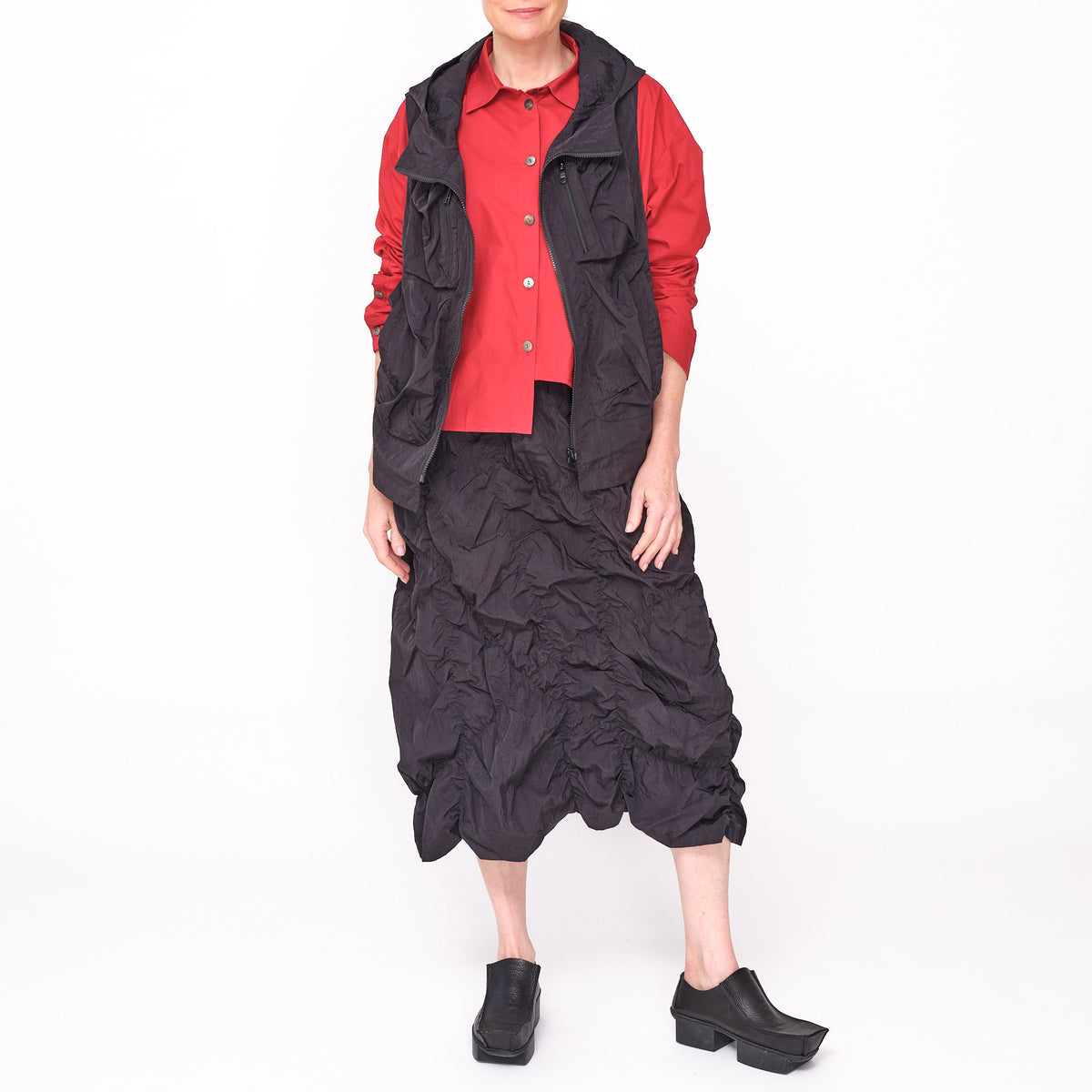 261 424 Risa Black Vest