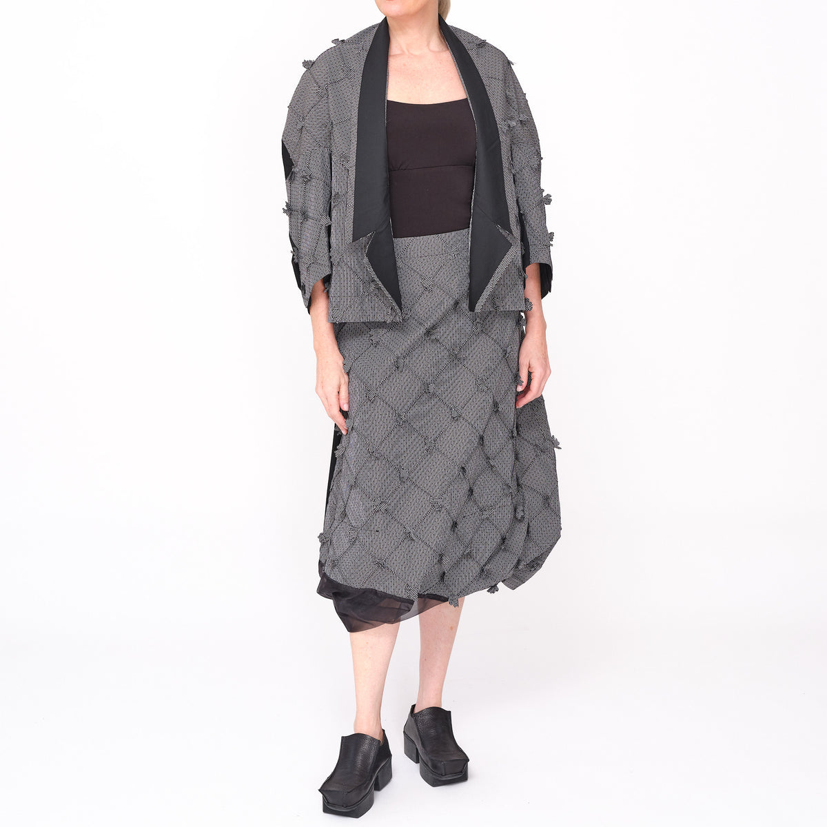 261 637  Ivyra Black Jacket
