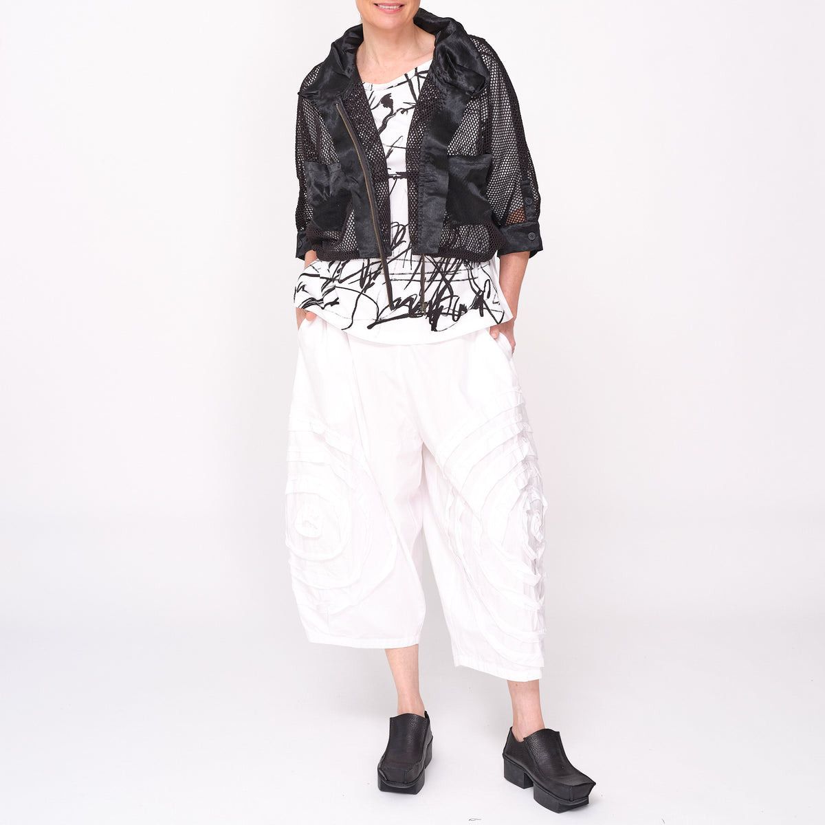 261 643  Meilin Black Jacket