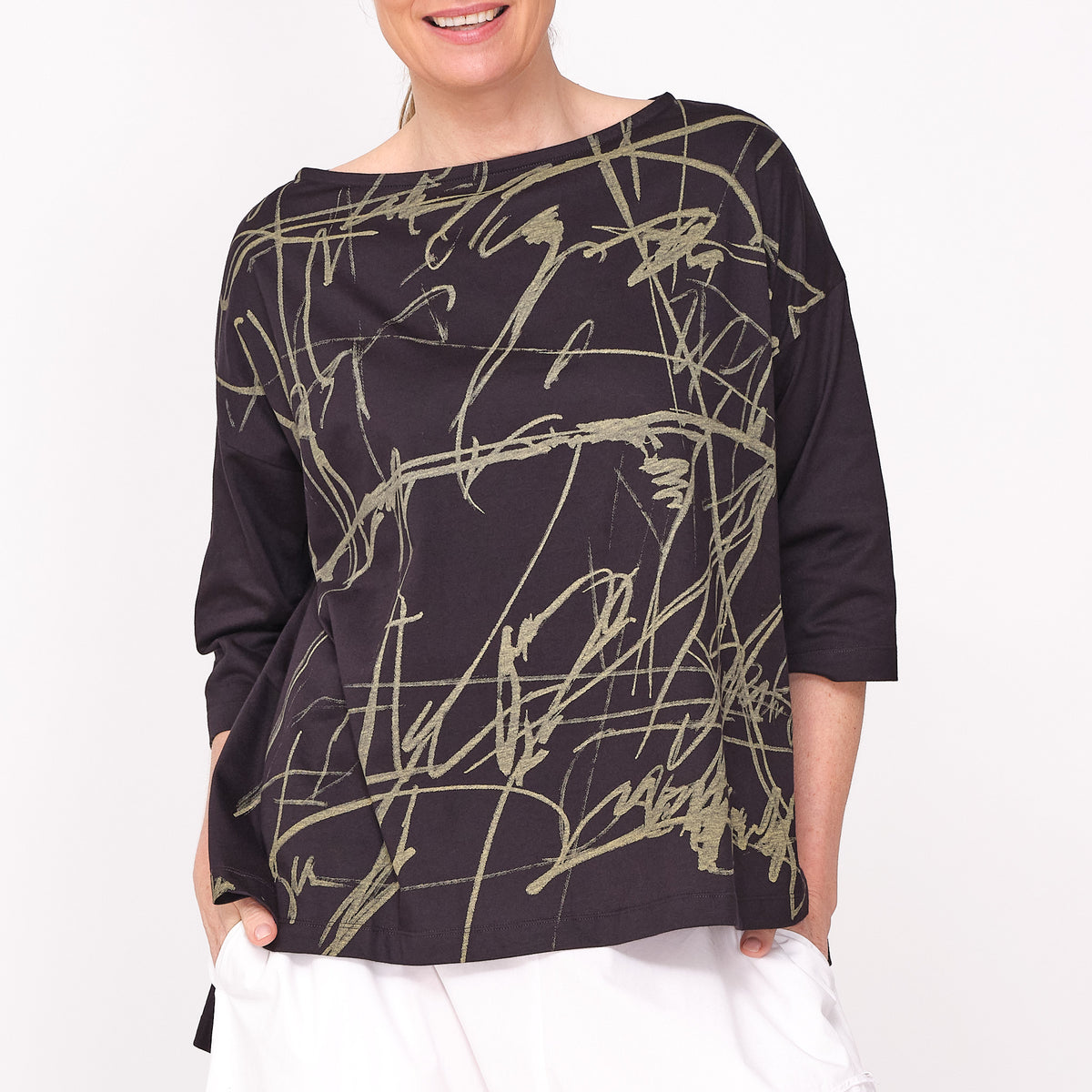 261 444 Suzu Black Combo Tee
