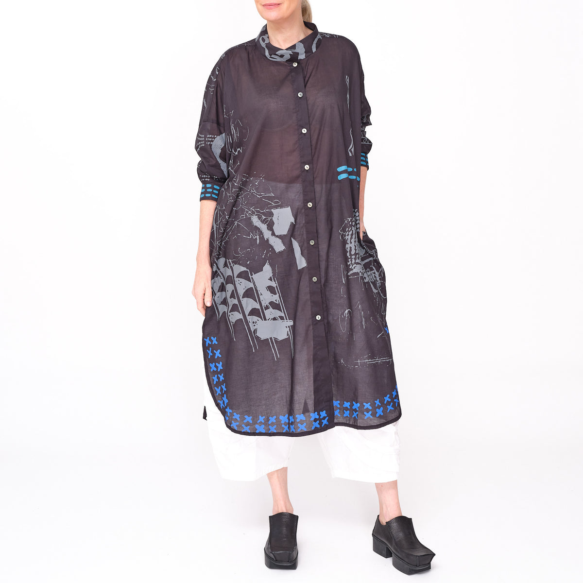 261 435 Lyra Shirt Dress