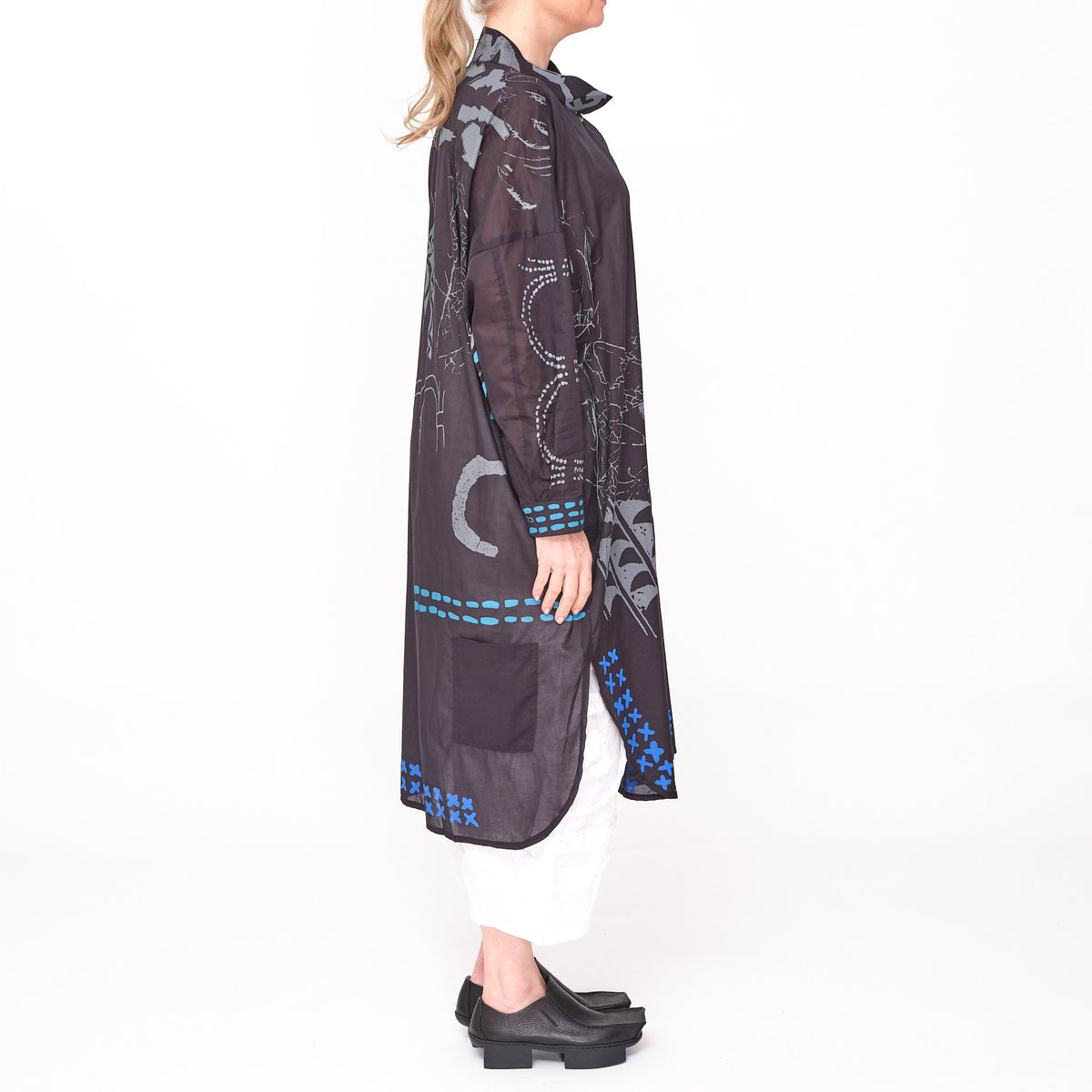 261 435 Lyra Shirt Dress