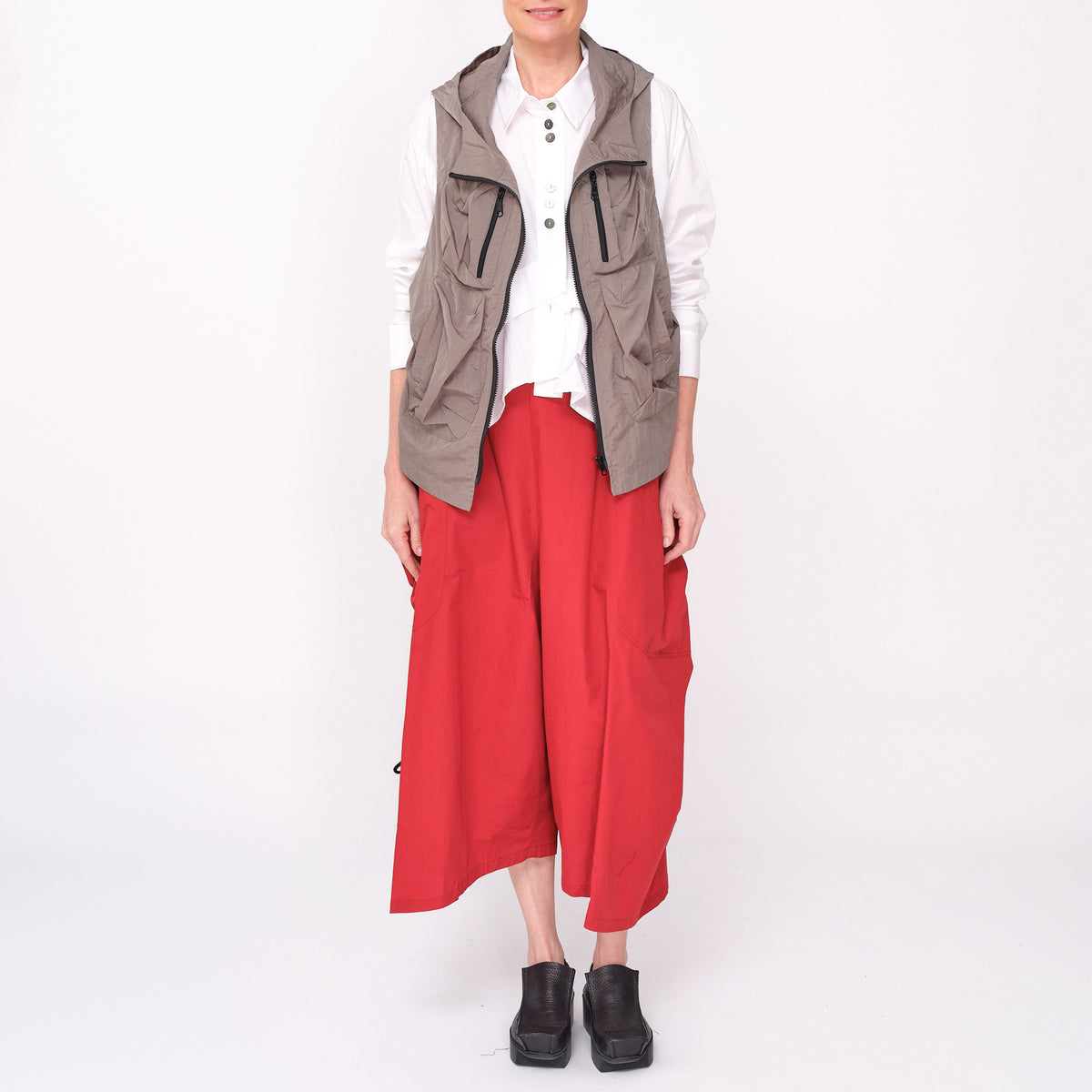 261 424 Risa Olive Vest