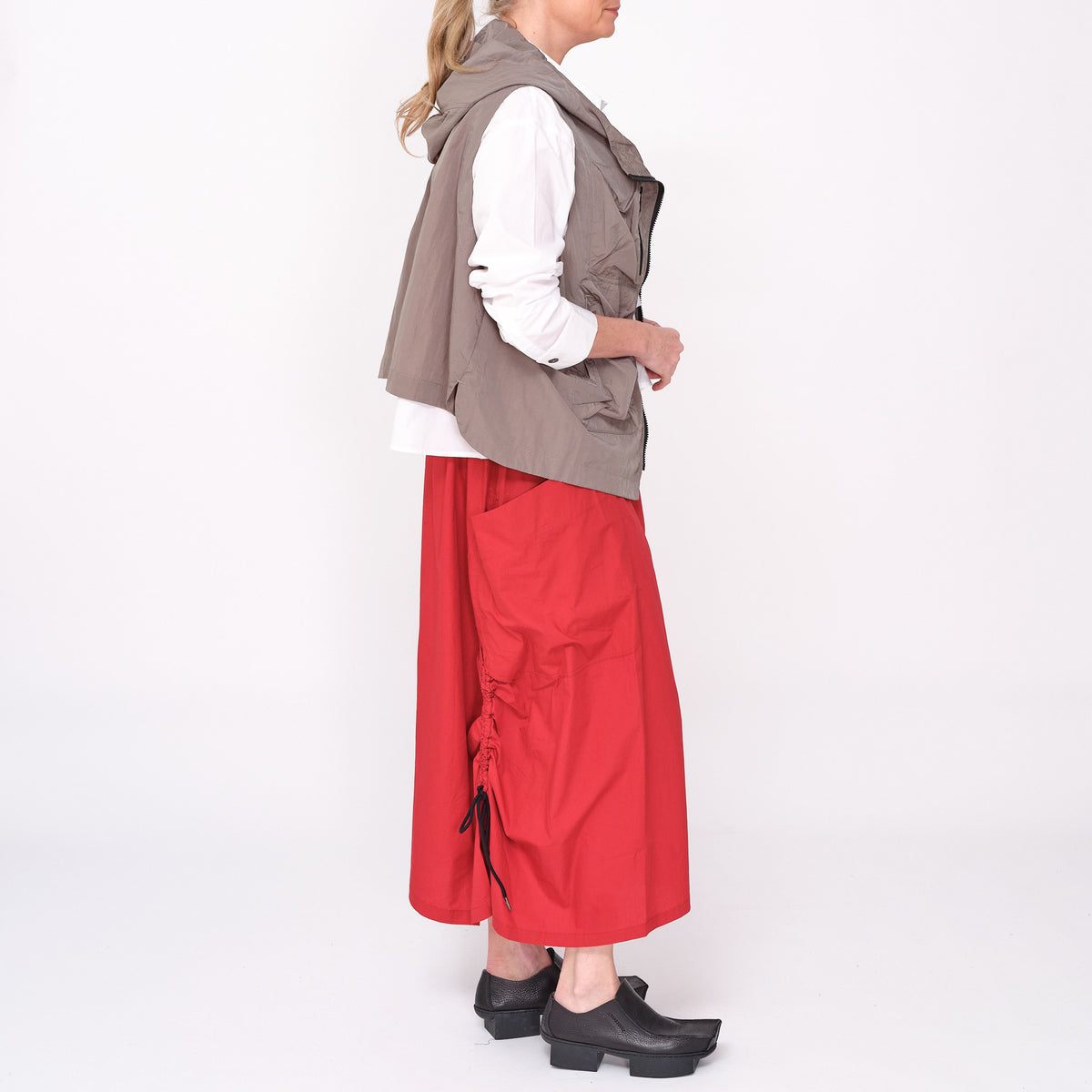 261 424 Risa Olive Vest