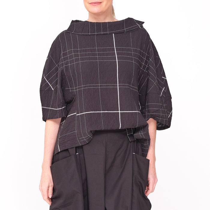 261 656 Linh Black Shirt