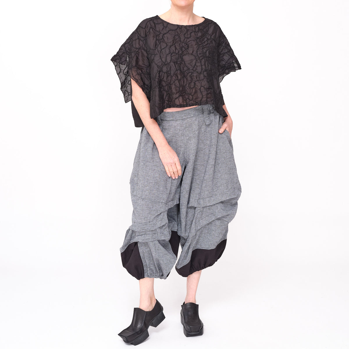 261 416 Sora Black Pant